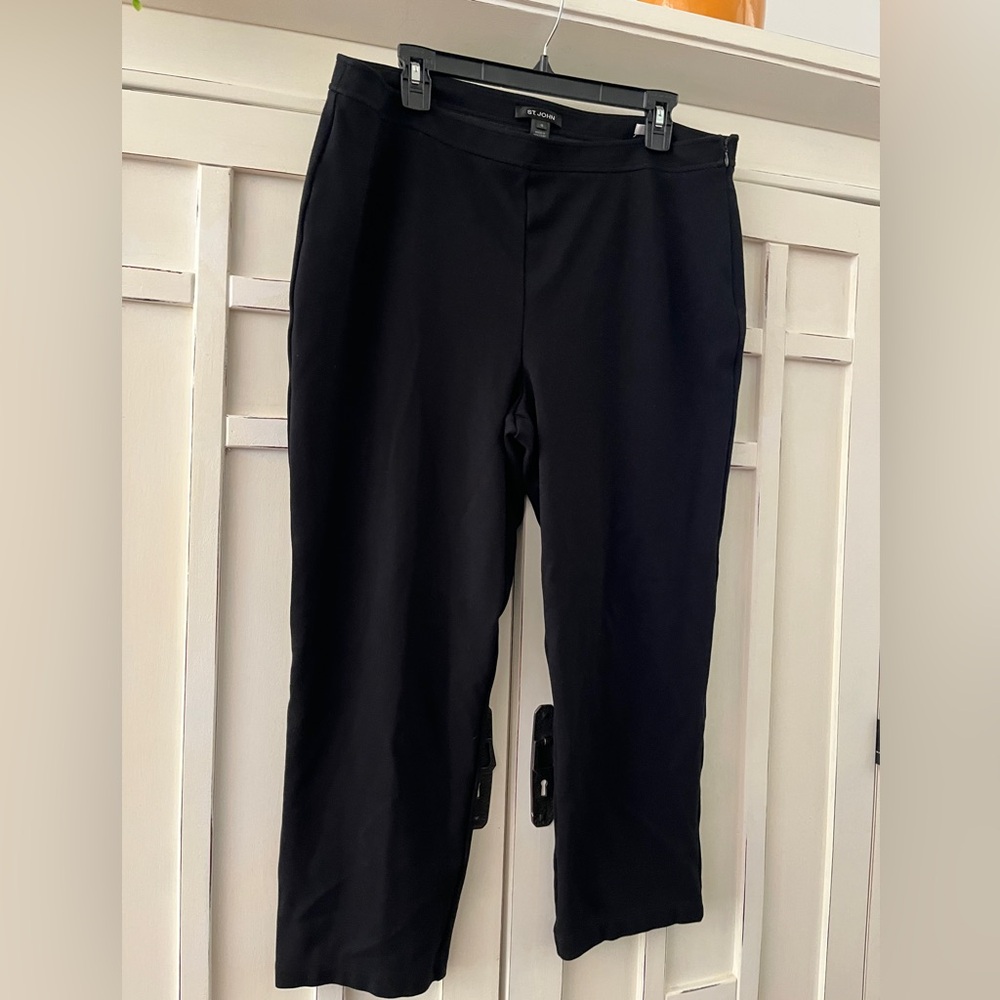 🎈🎈St. John Alexa Black Knit Pants Back Seam Size 16 Super Nice like new